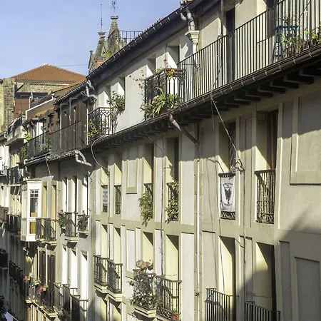 Guest house 32 De Agosto By Sansebastianforyou